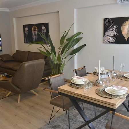 Sea View, Your Home In The Center Of Alsancak İzmir Extérieur photo